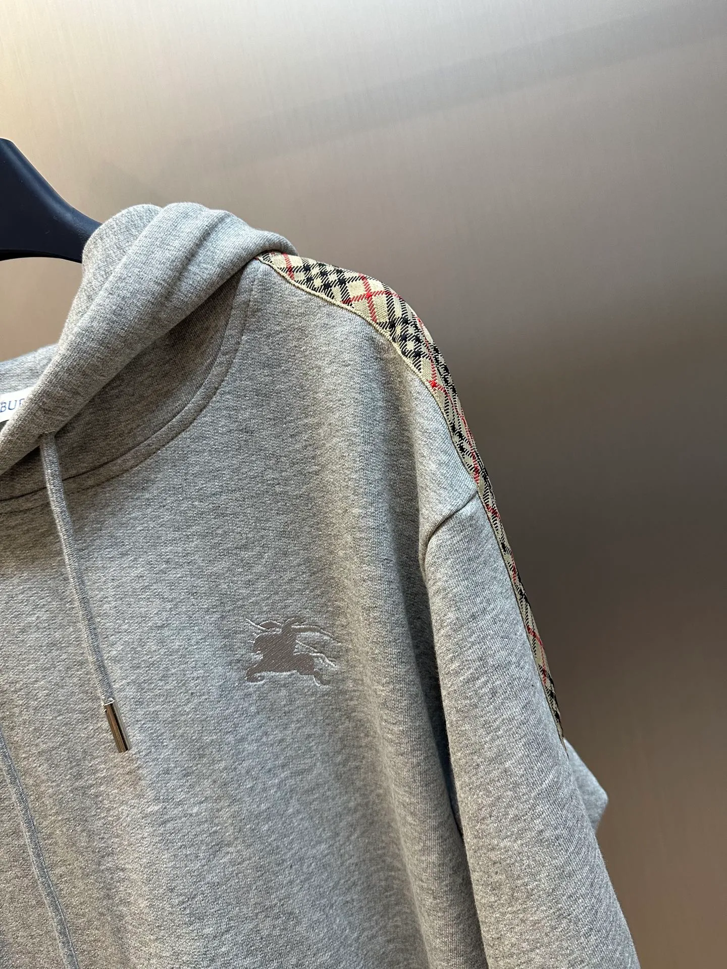Burberry ， ， ， ， ， Breathable ， ， ， ， ， ， ， ， ， ， ， ， Classic ， ， ， ， ， 。 size：s m l xl